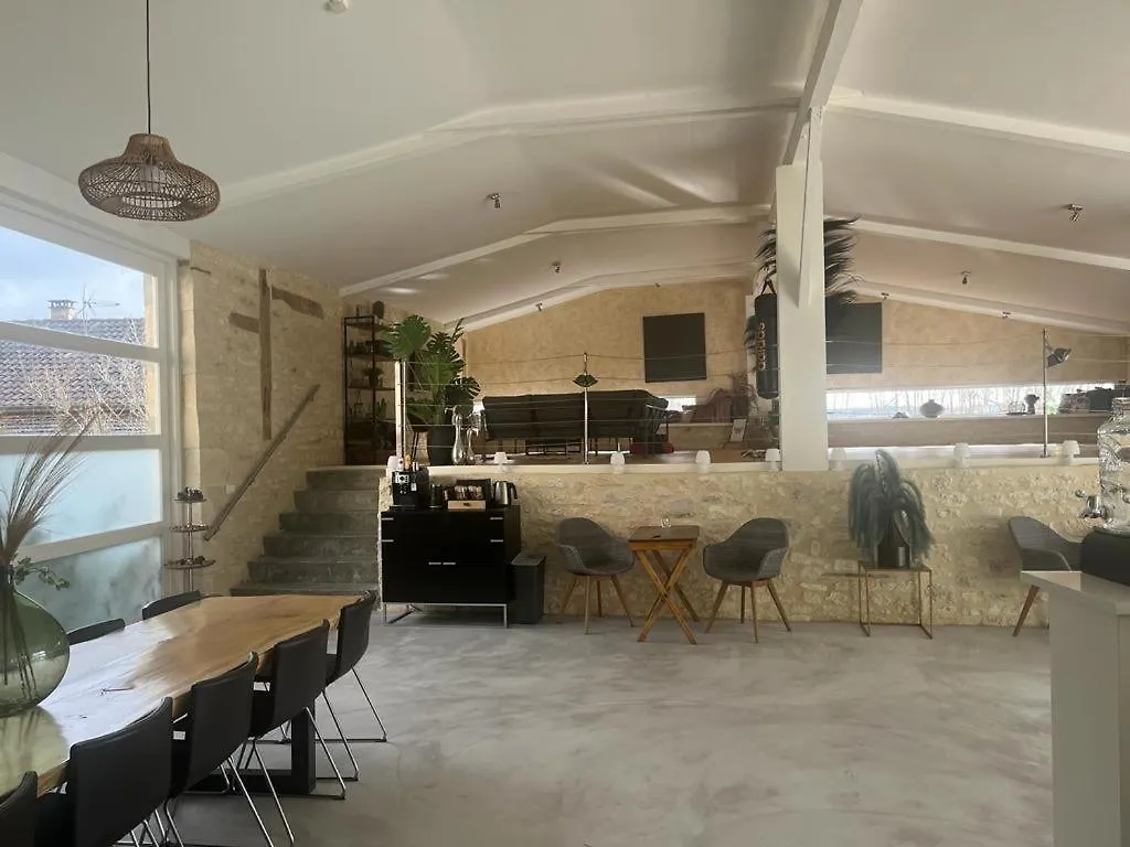 Bed & Breakfast La Maison Culier Sainte-Alauzie