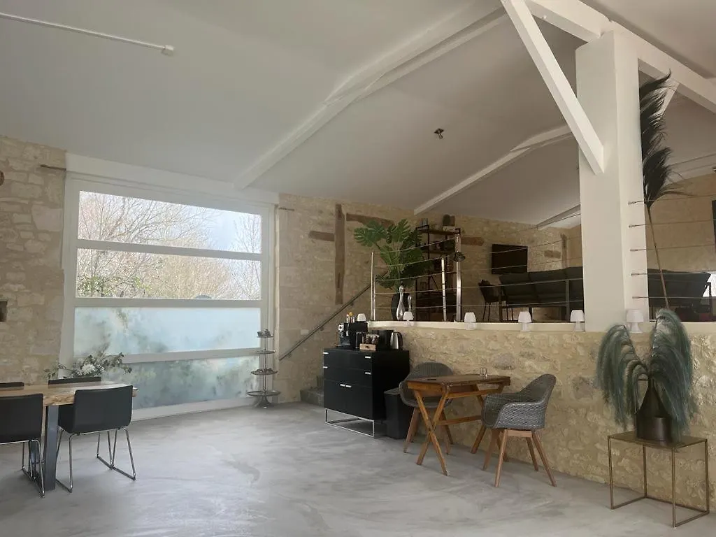 La Maison Culier Sainte-Alauzie Bed & Breakfast